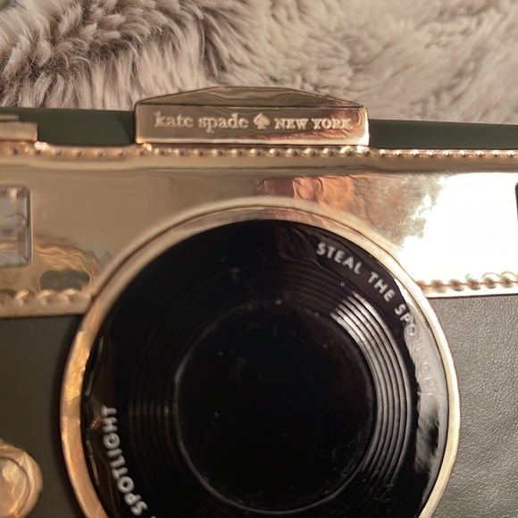 Kate Spade iPhone 6/7 camera look phone case! Super adorable! Brand new. - Picture 3 of 6